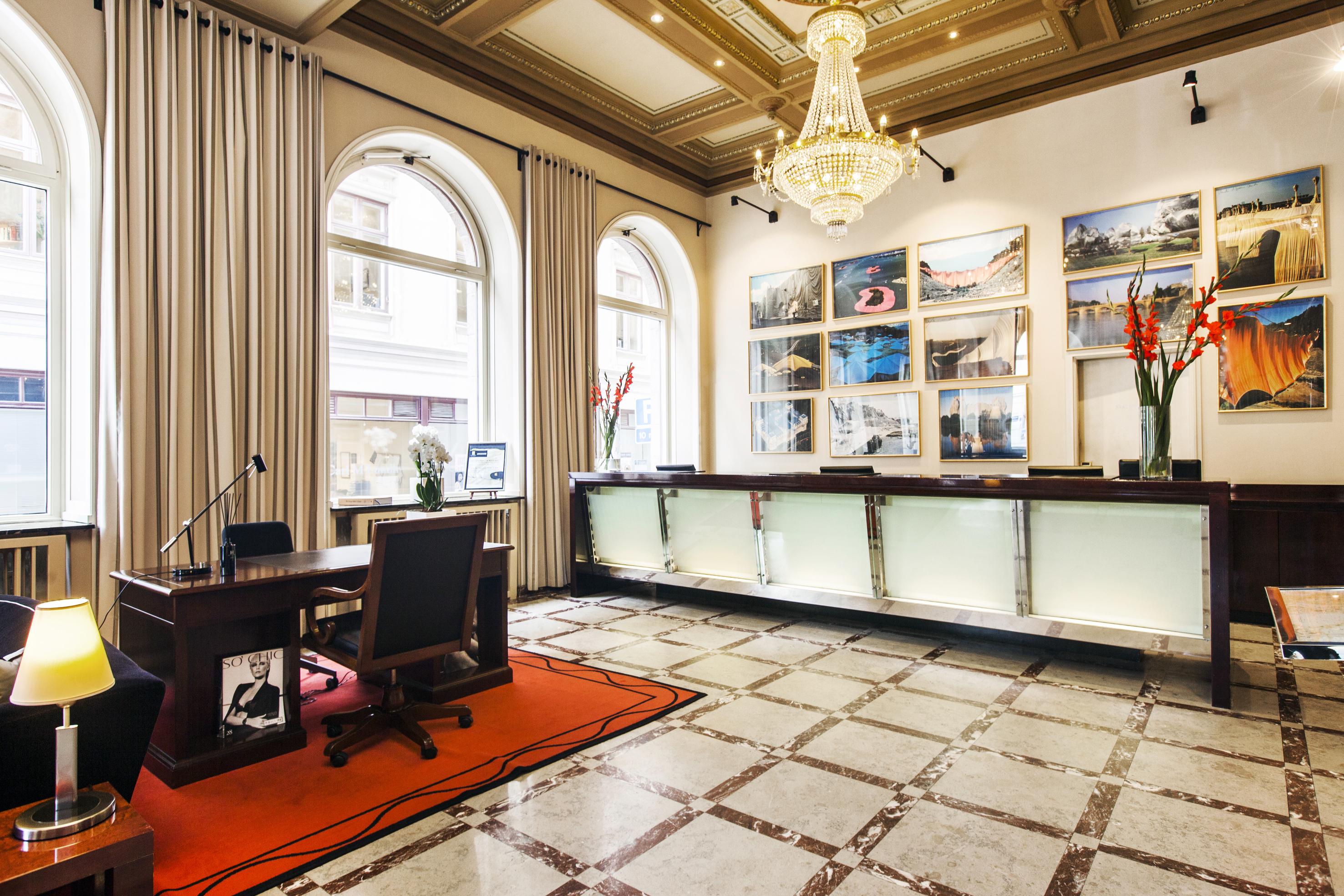 Hotell Elite Plaza 4*